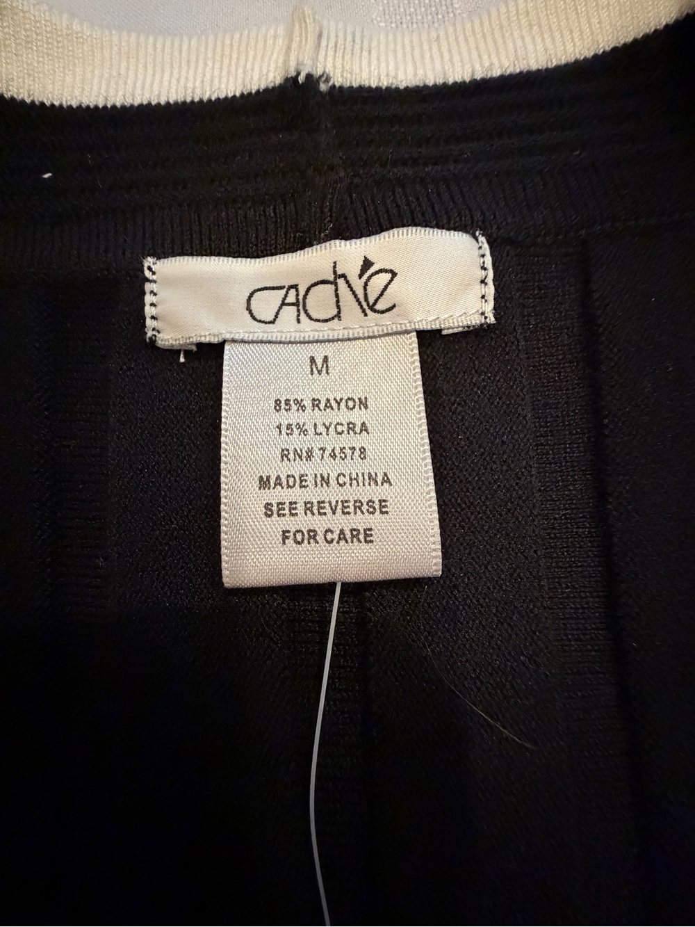 NWT Cache Black White Contrast Trim Faux Wrap Top Sleeveless Size Medium - Picture 3 of 5